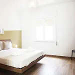 Beachside Rooms & Suites