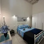 La Corte 22