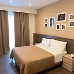 Donna Mela Apartments