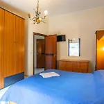 Cozy Apartment In Messina With House Sea View