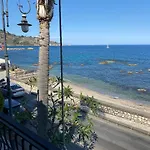 Casa Nicole Fronte Mare