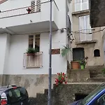 La Camera Nel Villaggio