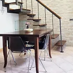 Cecilia Apartments Mondello