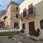 Guzzari 75 Home