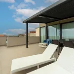 Giovannino House