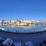 Old Port La Marina - Luna