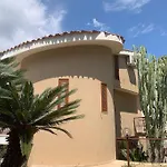 Villa Marika