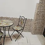Melissa Apartment