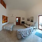 Villa Punta Lunga