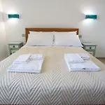 Central Station Apartments - Fanale Rentals