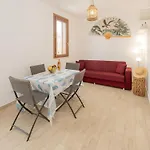 Home Bellavista, A Pochi Passi Dalla Spiaggia