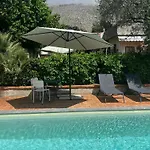 Villa Costanza