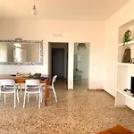 Parcheggio Riservato, Villa A 10 Passi Dalla Spiaggia