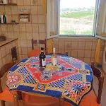 La Batia 1