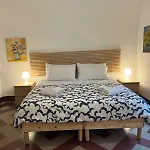 Vittorio Emanuele Apartment
