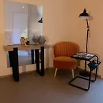 Delia'S Apartments