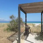 Limoncello Apri La Finestra E Respira Il Profumo Del Mare Alloggio Spazioso In Sicilia Comfort Per 6 Ospiti