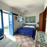 Casa Dei Sogni, Island Of Salina