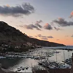 Casa Marina Con Vista Sul Castello