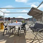 Cozy Home In Mascali With Wifi