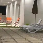 White Houses Luxury And Pool