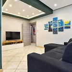 2 Bedroom Beautiful Apartment In Monterosso