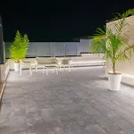 Isgro Rooms