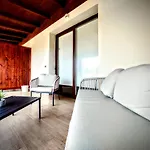 La Dimora Apartments