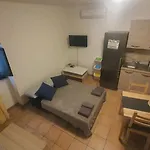 Castellano Home - Ursino