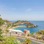Nice Home In Nicolosi With Wifi