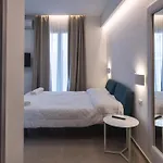 Aura Room