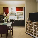 Sea La Vie Apartments Ps