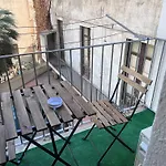 Casa Catania Center