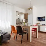 Villa Dema, Sea Front & Beach 20 Mt