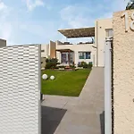 Cozy Home In Marina Di Ragusa With Kitchen