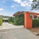 2 Bedroom Stunning Home In Castellammare Del Golf