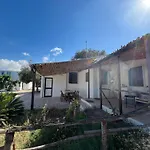 La Casa Del Carrubo Con Piscina Condivisa In Campagna Vicino Al Mare - Canestanco 18