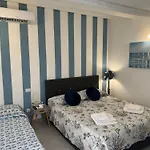 Mary Gery'S Rooms