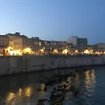1 Bedroom Nice Home In Siracusa