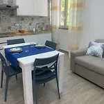 Acacie Home, A Pochi Passi Dal Mare