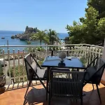 Frontemare Isola Bella Apartment By Taormina Holidays