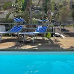 Villa Costanza
