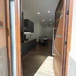 Casa Bedda - Intera Casa Con 3 Camere Con Bagno Privato, Aria Condizionata E No Ztl/Entire Apartment With 3 Bedrooms With Private Bathroom, Aircon And No Ltz