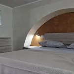 Egidio Houses