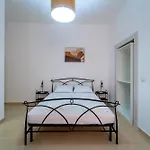 Kami Rooms