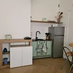 Lallarohouse