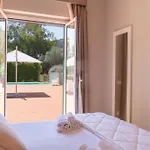 Villa Camma - Country Villa With 4 Bedrooms And Pool