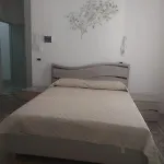 Guest House Lamphotel Militello