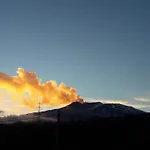 La Rosa Antica Dell'Etna