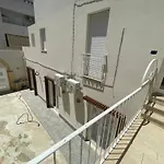 Lazzara 19